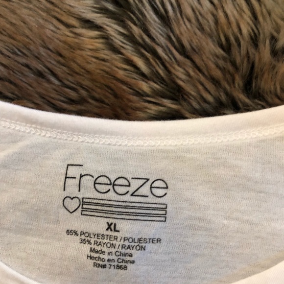 New tag 😍T shirt. Freze - Picture 3 of 3